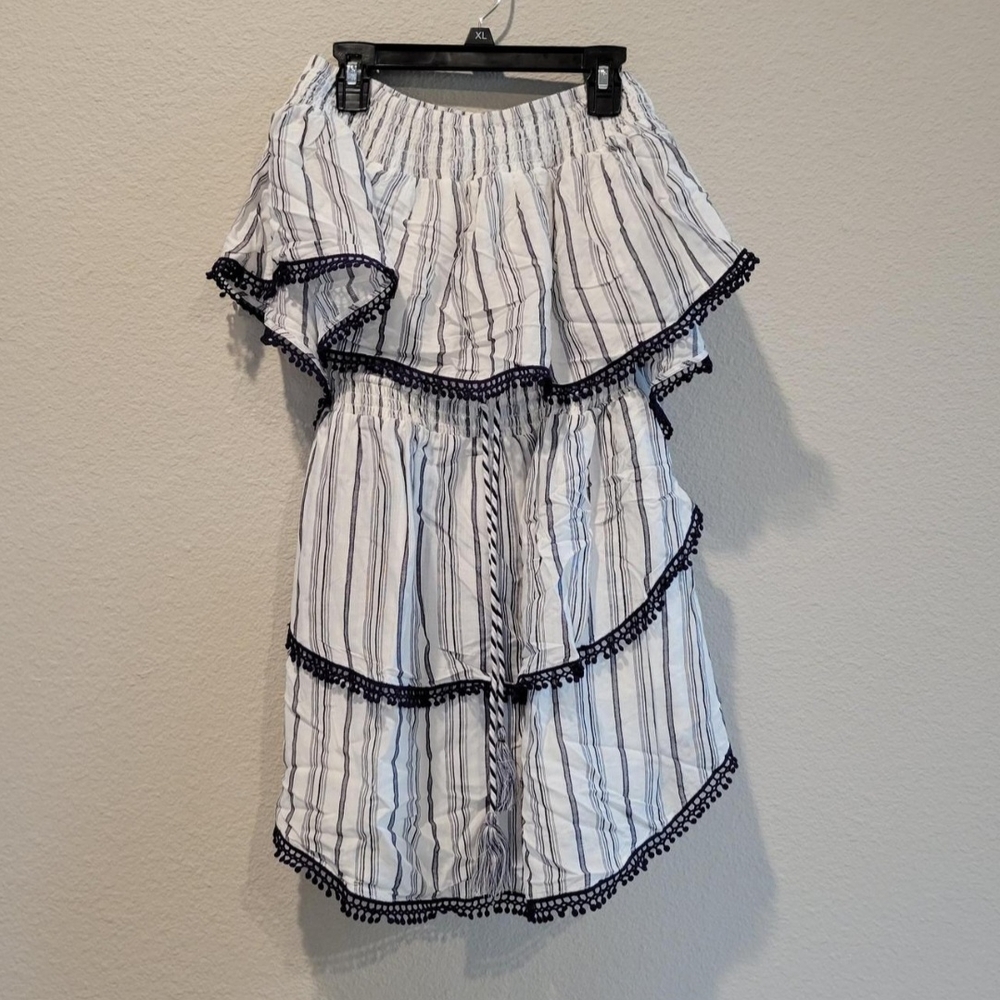 The Jetset Diaries Strapless White and Black Dress